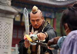 老牌豪门遭遇挑战，谁将笑到最后？的简单介绍